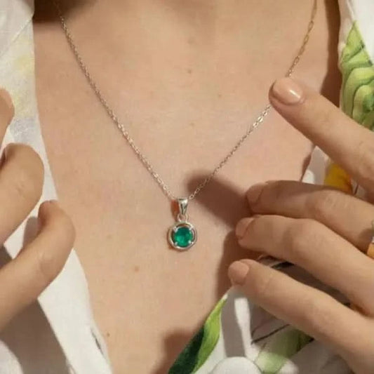 Green Onyx Pendant Necklace for Women crafted in 925 Sterling Silver