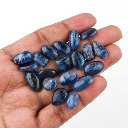 deep blue kyanite jewelry stone