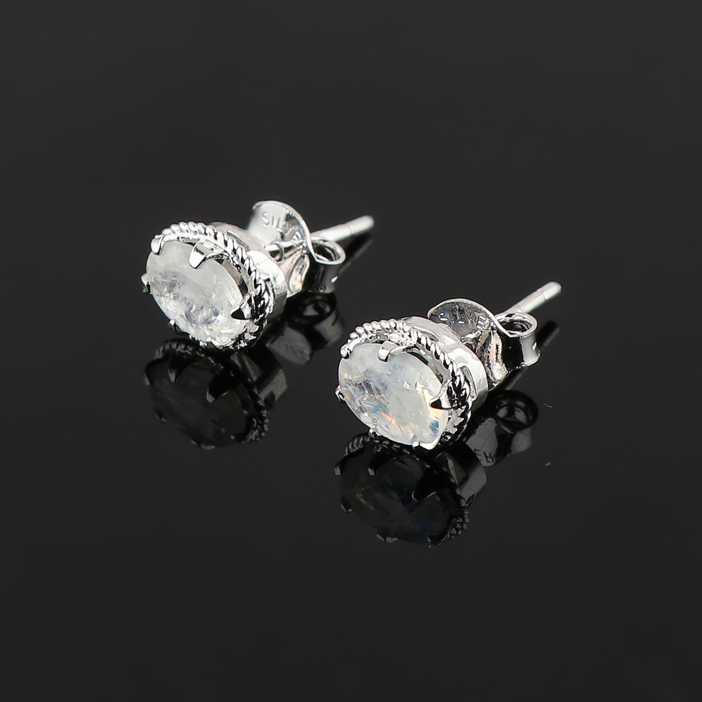 Natural Moonstone Crystals Oval Shape Stud Earring For Women, Chakra Energy Healing Gemstone, Fine Crystal, Birthstone, Beautiful Women Simple Christmas Gift Jewelry