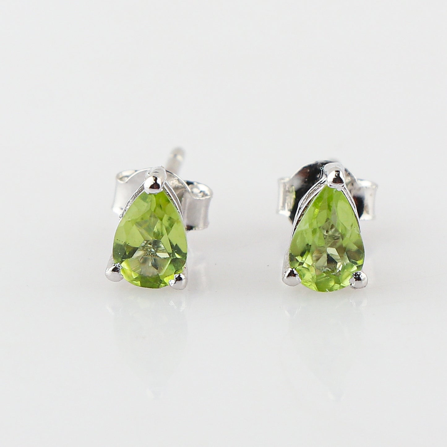 Natural Peridot Gemstone Pear Shape Stud Earring For Women, Chakra Energy Healing Real Crystal, August Birthstone, Peridot Stud Earrings Women Unique Christmas Gift Jewelry