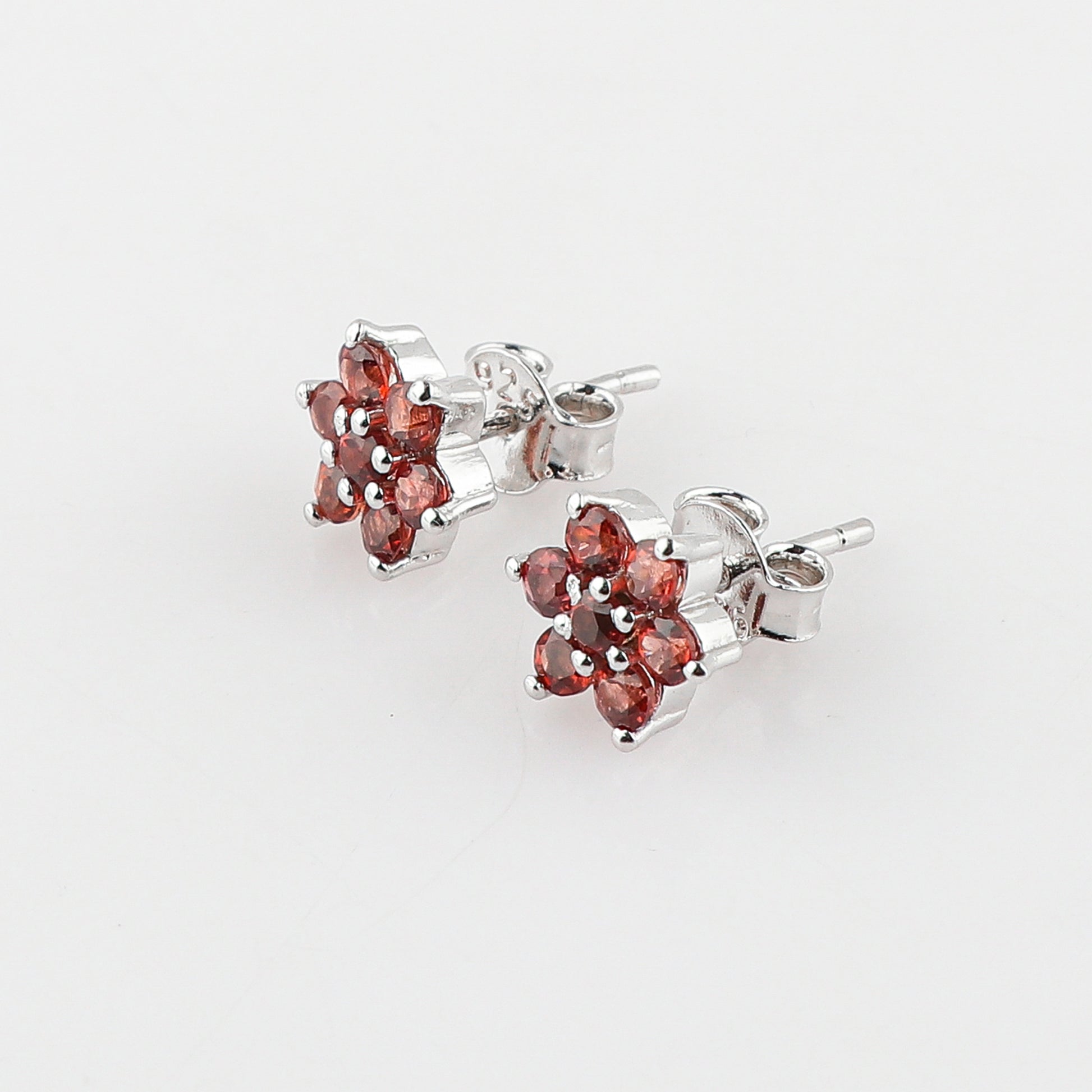 Red Garnet Chakra Healing Flower Earrings – Prong-Set 925 Silver
