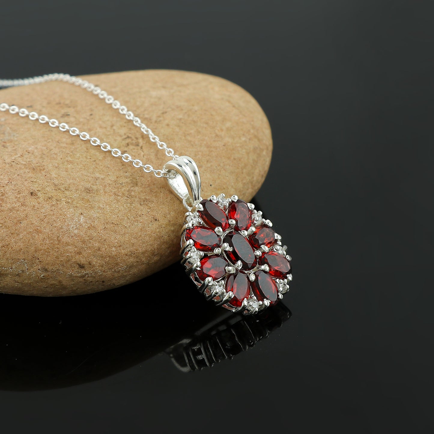 Real Garnet Crystal Pendant Necklace, Natural Gemstone, Birthstone Crystal, Healing Stone, Gift for Women Mom Her, Statement Jewellery, 925 Sterling Silver 18 inch