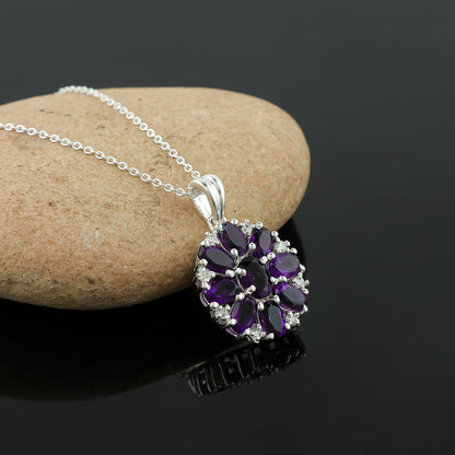 Elegant gift for Women and her with a 925 Silver Amethyst Pendant Necklace