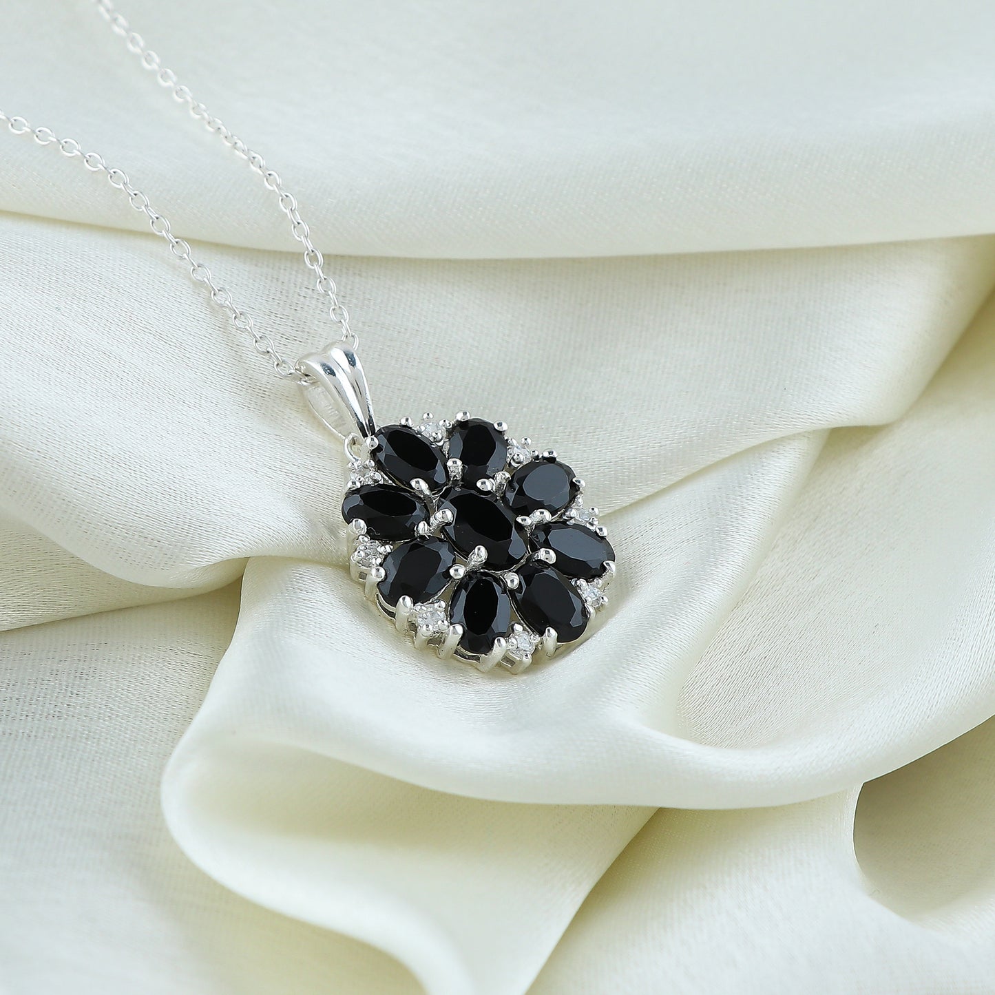 Real Black Spinel Crystal Pendant Necklace, Natural Gemstone, Birthstone Crystal, Healing Stone, Gift for Women Mom Her, Statement Jewellery, 925 Sterling Silver 18 inch