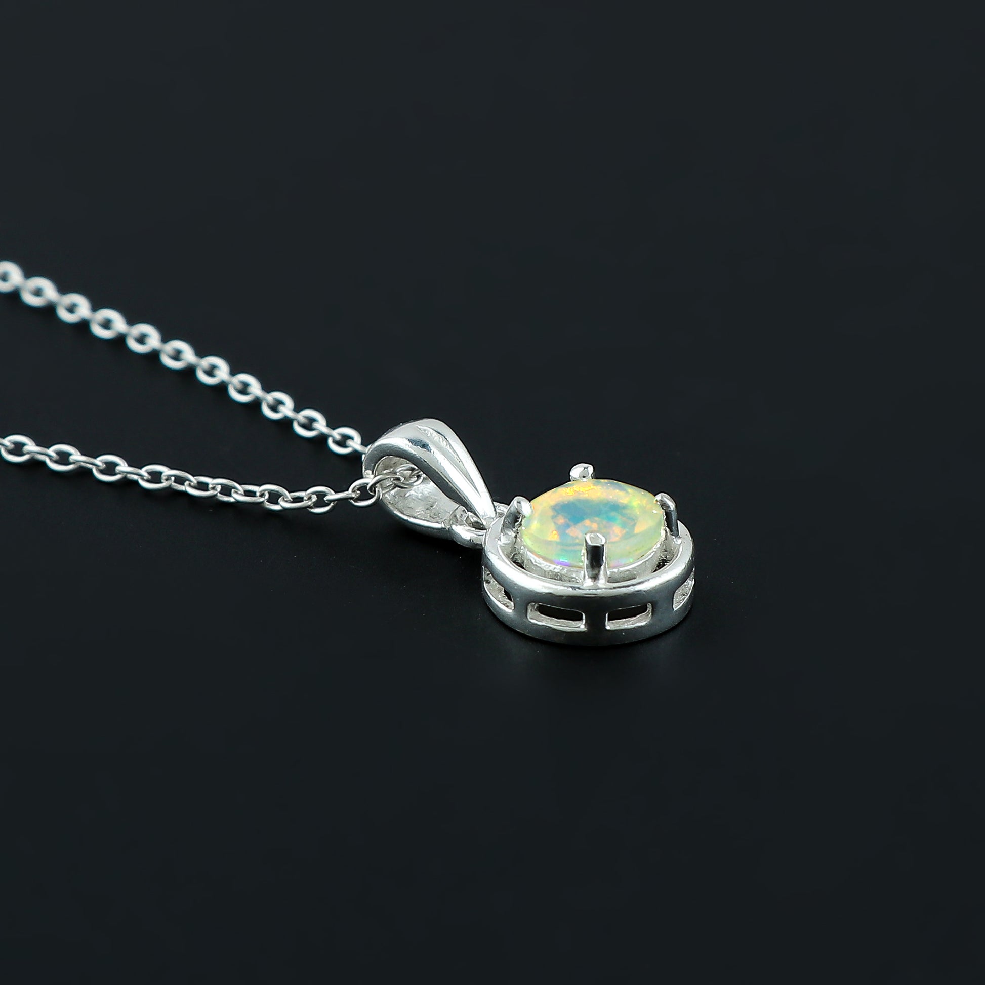 0.5 Ct Ethiopian Opal Pendant enhancing your Elegance and Beauty