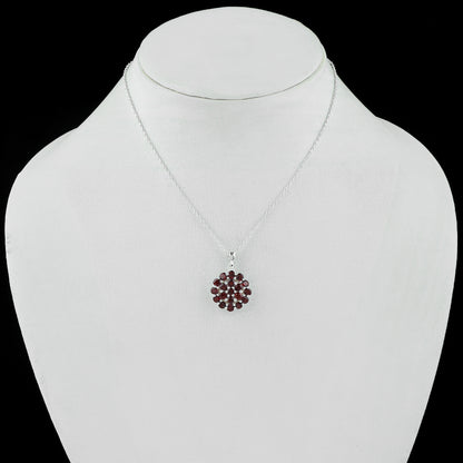 Elegant Rich Deep-red Garnet Pendant Necklace