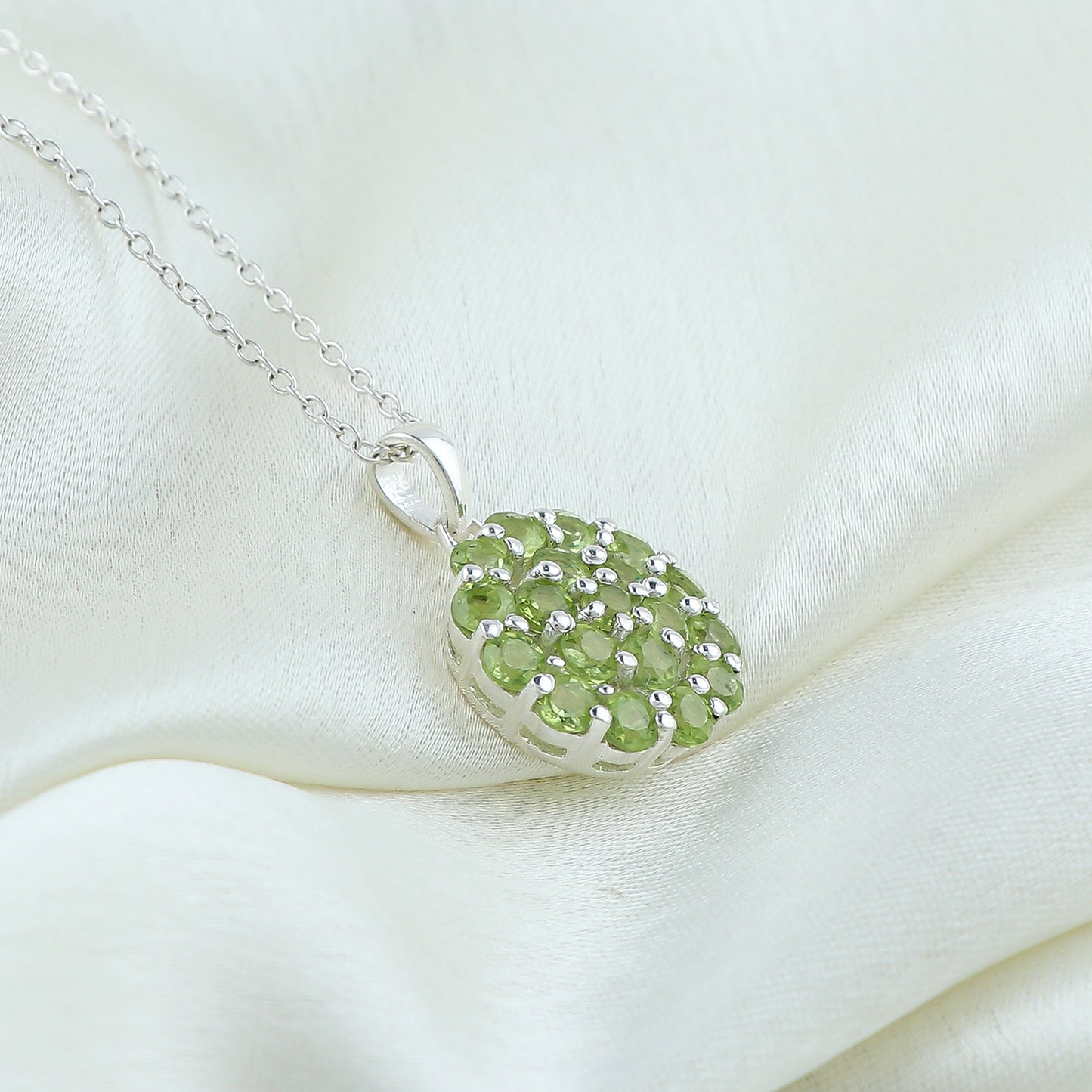 Real Peridot Crystal Pendant Necklace, Natural Gemstone, Birthstone Crystal, Healing Stone, Gift for Women Mom Her, Statement Jewellery, 925 Sterling Silver 18 inch