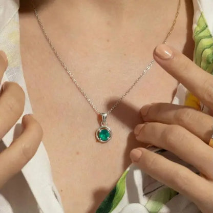 Green Onyx Pendant Necklace for Women crafted in 925 Sterling Silver