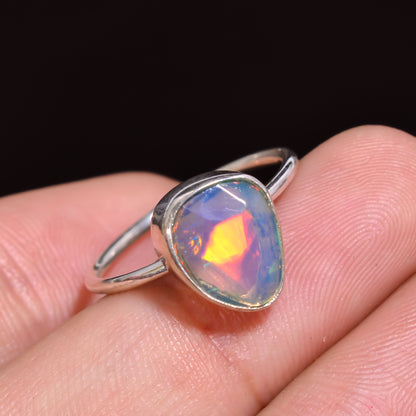 Raw white opal gemstone ring, 1.5 g 925 silver handmade design, size 7