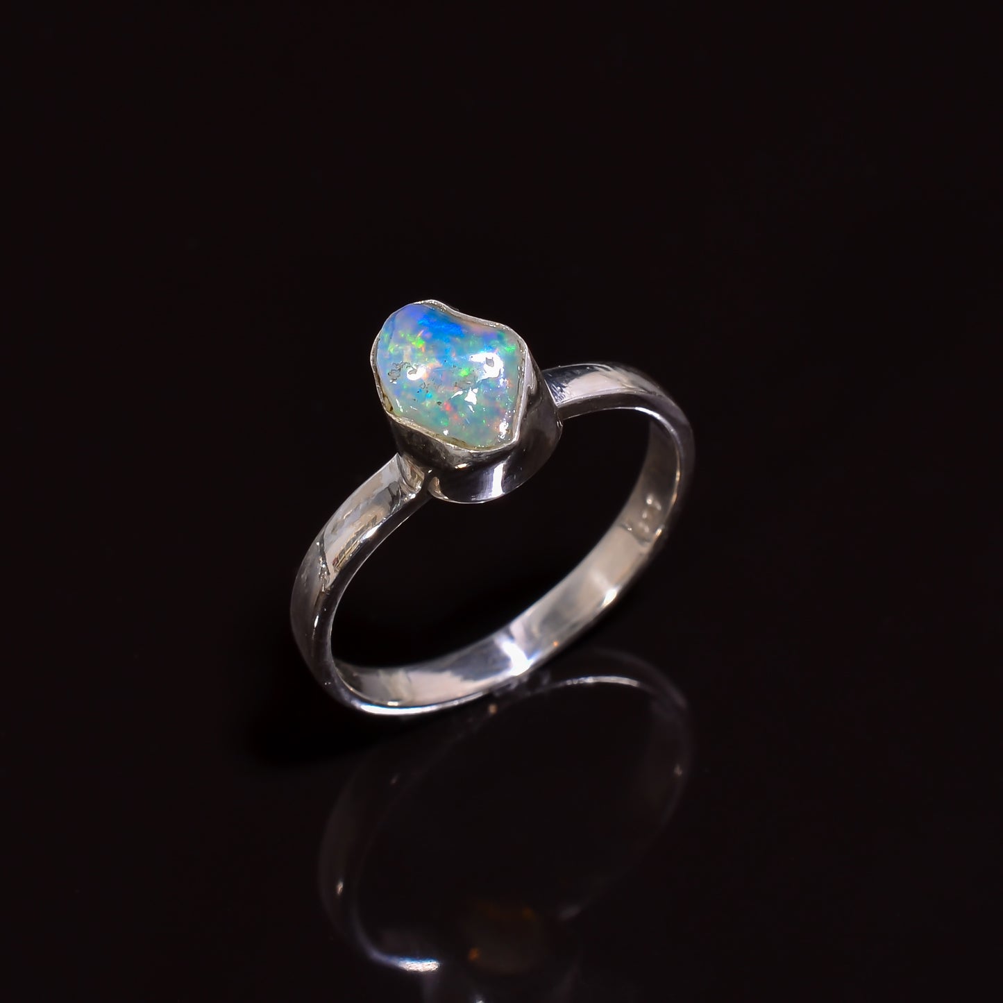 Handmade White Ethiopian Opal Ring - 100% Real Gemstone (9x7mm)