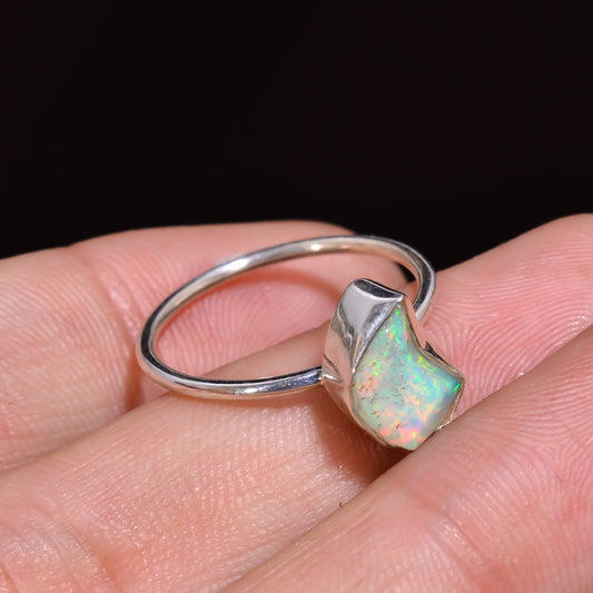 Handcrafted 925 silver ring with Raw white Ethiopian opal, size 7