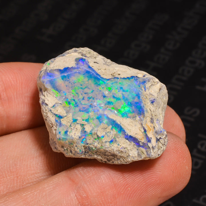 40.5CT White Ethiopian Raw Opal