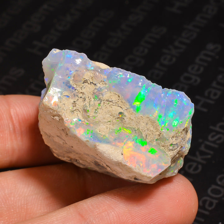 98CT Rough White Ethiopian Opal