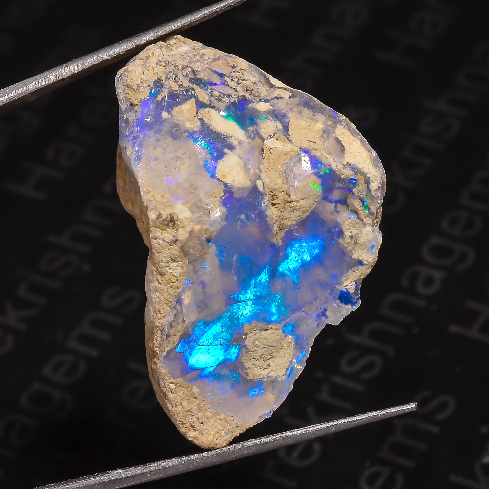 25CT Rough White Ethiopian Opal