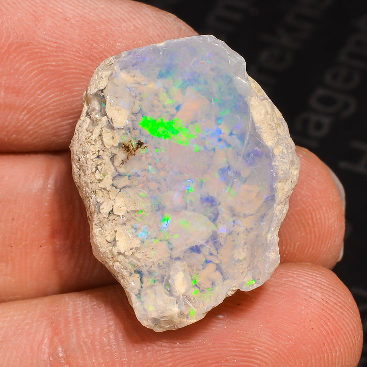 17.5CT Raw White Ethiopian Opal