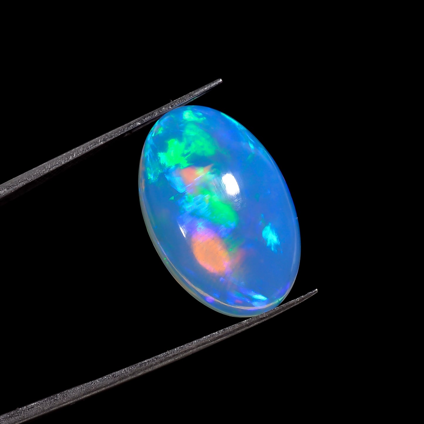 Shop Armoniagems 9.50 carat radiant white Ethiopian opal cabochon gemstone
