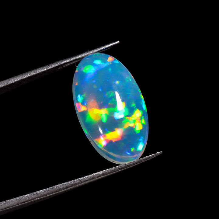 5.5CT White Ethiopian Opal Cabochon - Oval, 18X10X6 MM