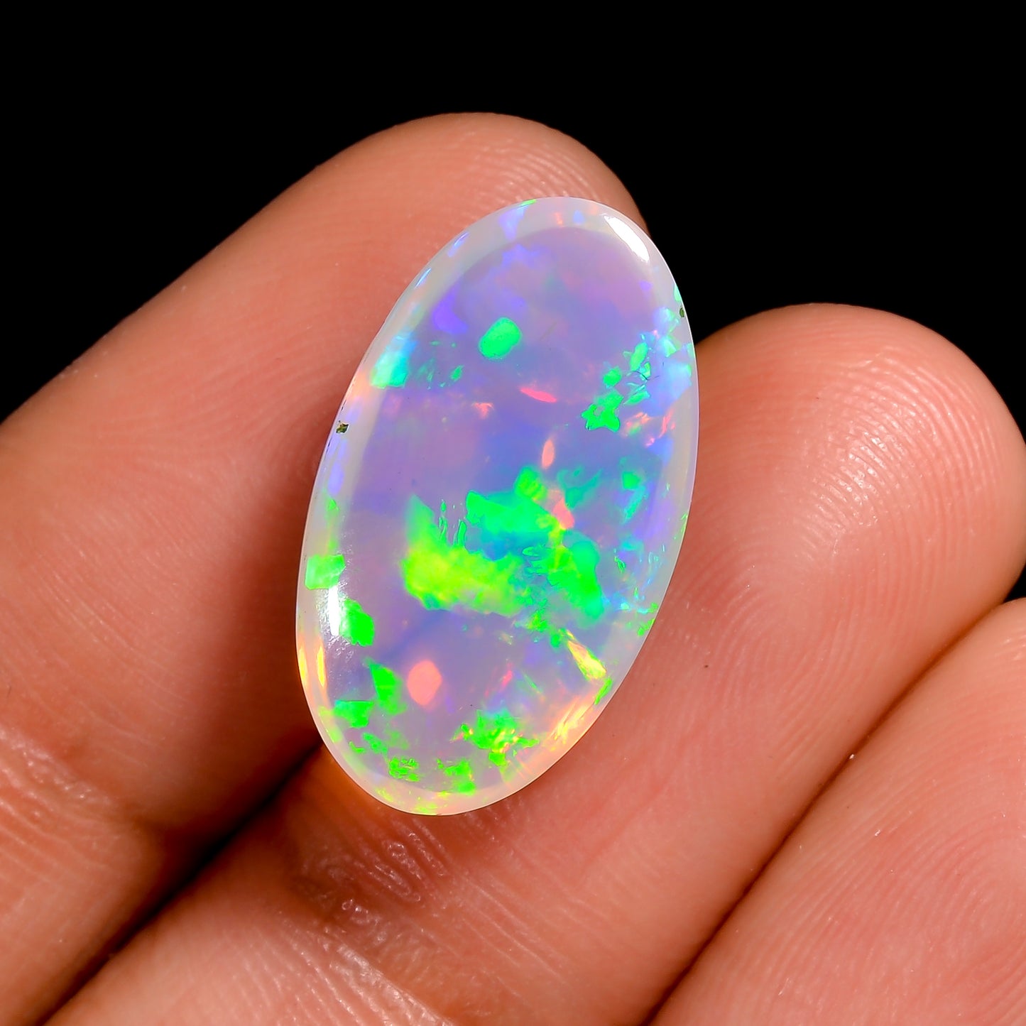 Beautiful White Ethiopian Opal 5.50 carat loose gemstone, best gift for her 
