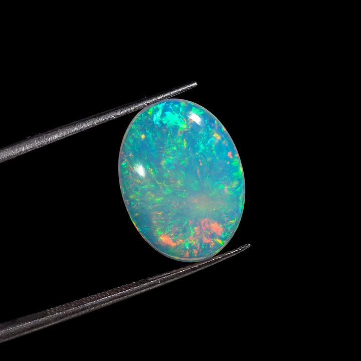 3.5CT White Ethiopian Opal Cabochon
