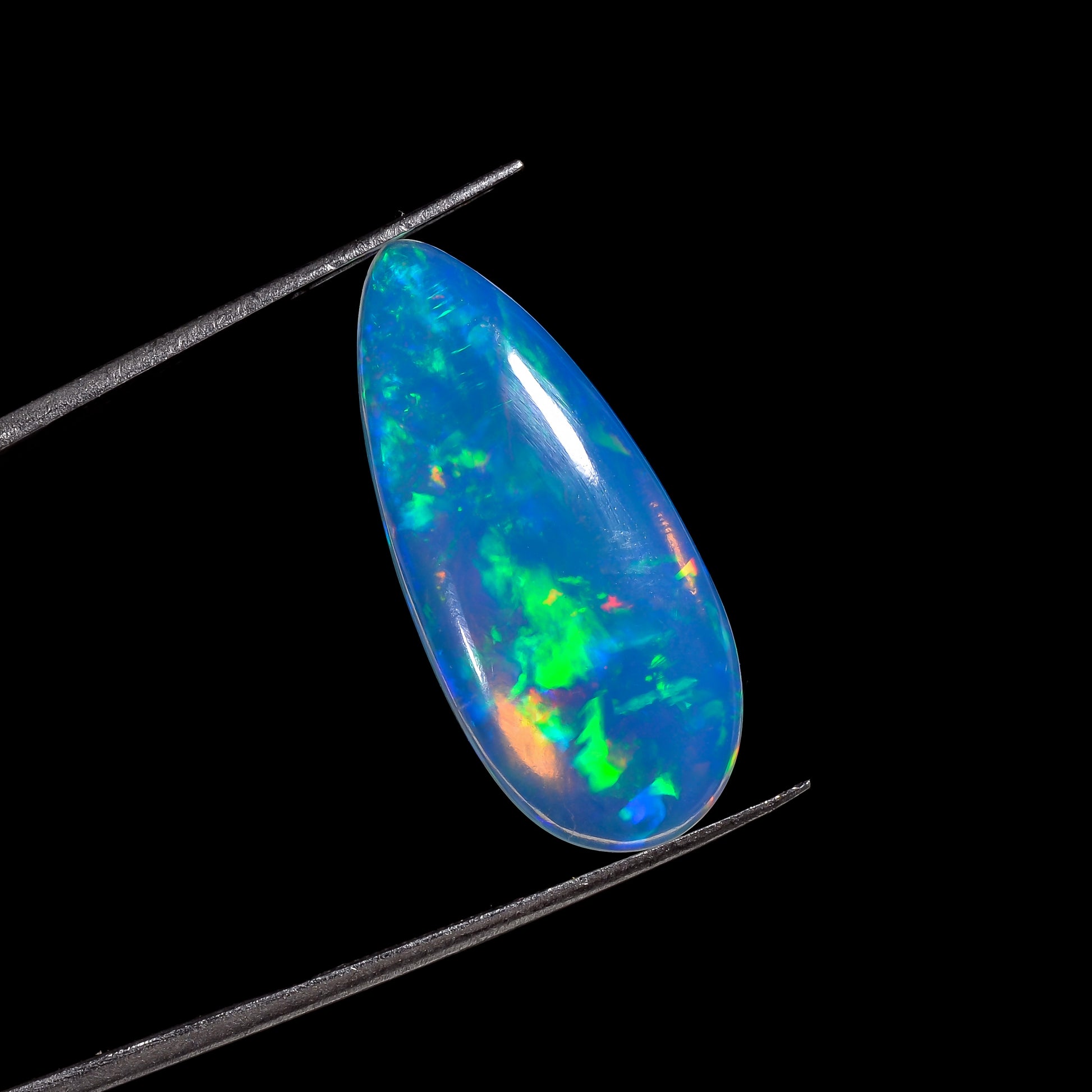 White Ethiopian Opal is Perfect for unique jewellery 
