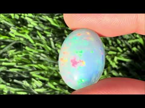 08.50 Cts White Ethiopian Opal Cabochon video